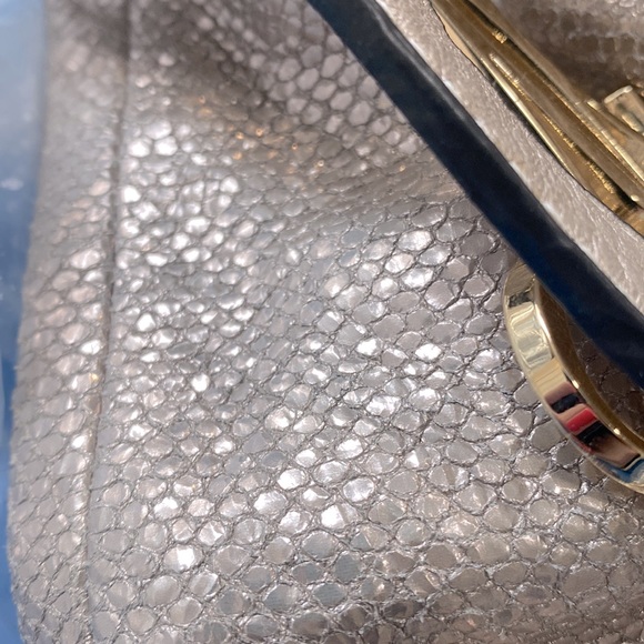 Milly New! Iridescent Handbag Bamboo Silver White Mermaid Snakeskin Shoulder Bag - Picture 13 of 13